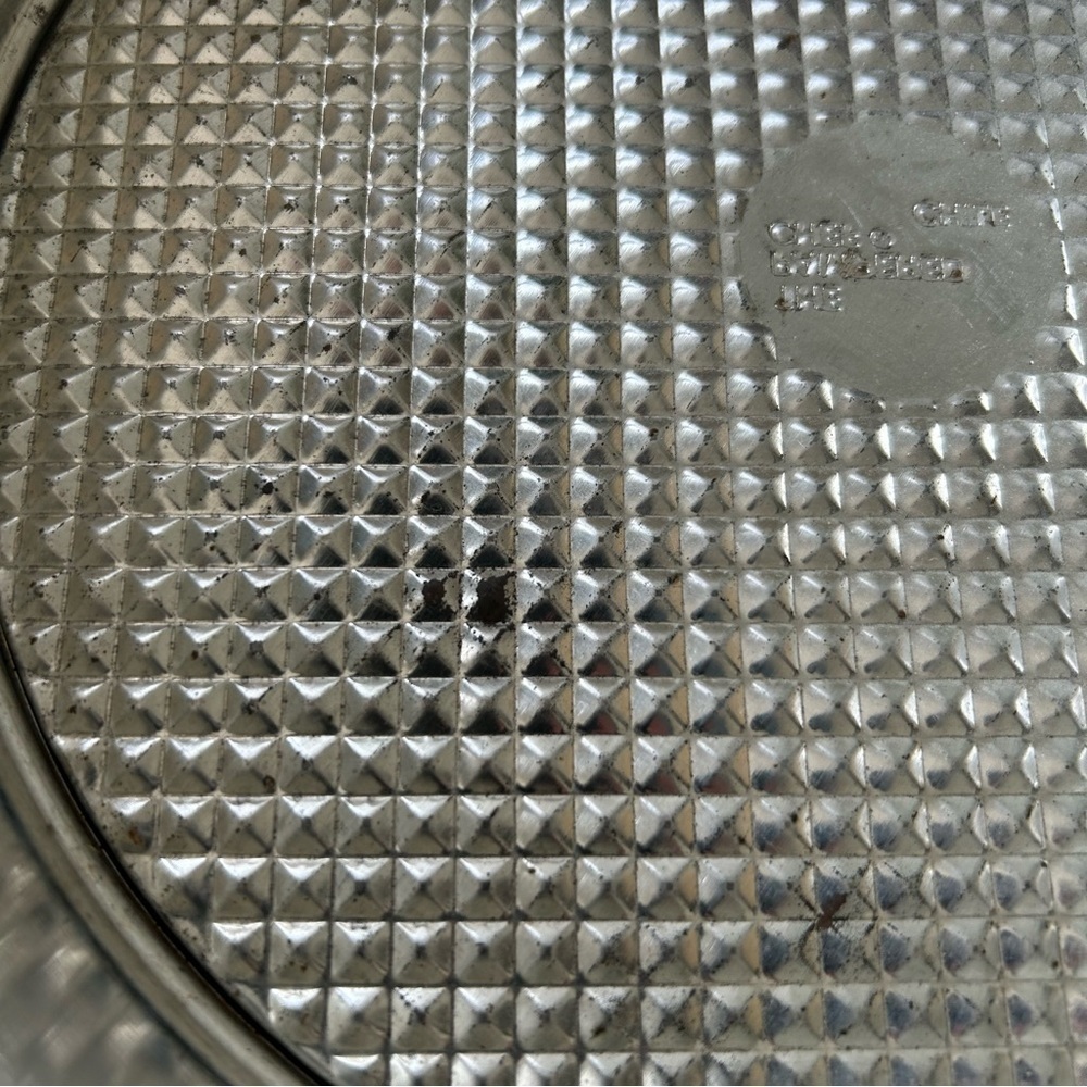Pampered Chef Textured Silver Springform Pan - Picture 2 of 5